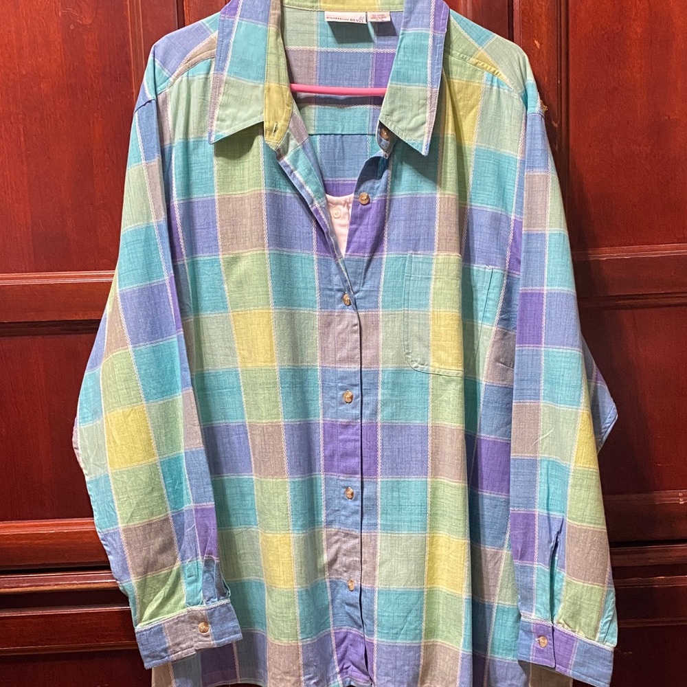 Fashion Bug vintage button down shirt with attached white lining plus size 30/32